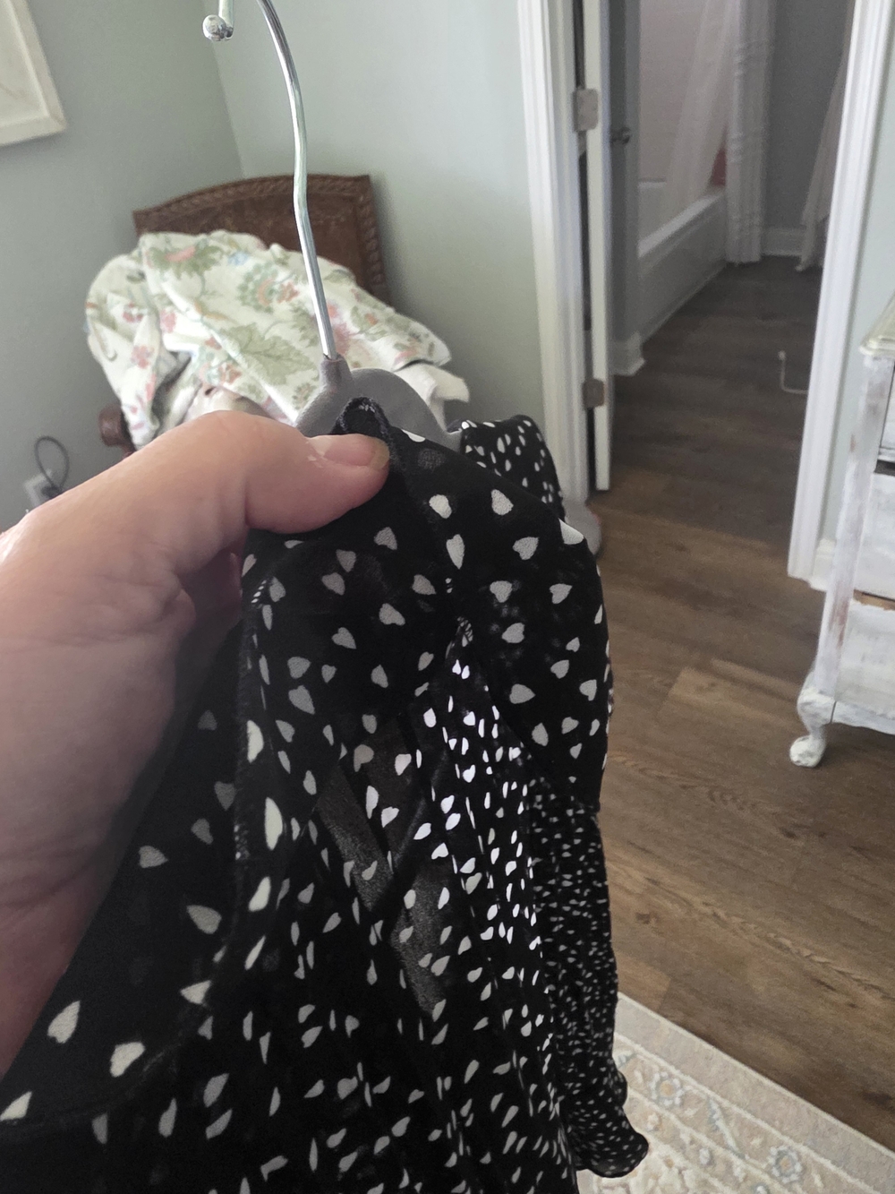 Allison Taylor Black Sheer V-Neck Blouse with White Heart Print - Picture 4 of 4